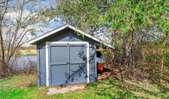 1711 W Church Rd, Alden, WI 54026