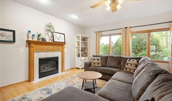 2703 10th Ave SW, Austin, MN 55912
