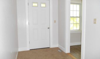 23 Trafalgar Sq 23, Barre, MA 01005