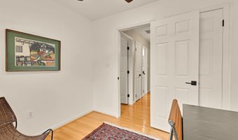 2546 S WALTER REED Dr B, Arlington, VA 22206