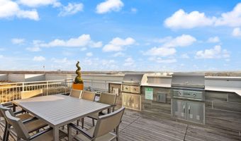 925 N FAIRFAX St 207, Alexandria, VA 22314