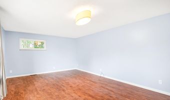 107 W Walnut St, Anna, OH 45302