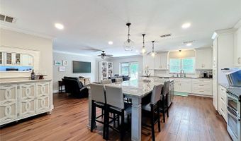 404 BROADVIEW Ave, Altamonte Springs, FL 32701