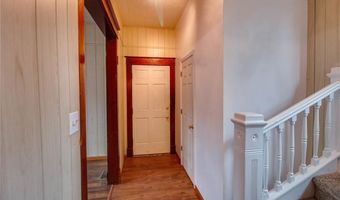 1053 Washington Ave, Alton, IL 62002