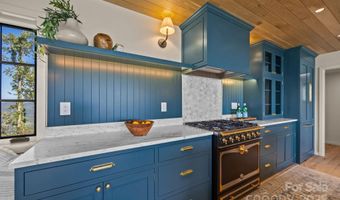 41 Windy Ridge Trl, Asheville, NC 28804