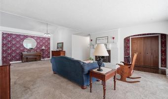 17274 Kansas Ave, Basehor, KS 66012