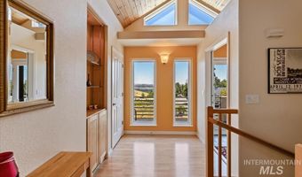 2064 S Stone Ridge Way, Boise, ID 83712