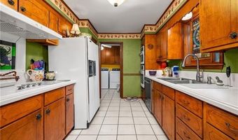403 SWEETBRIAR Dr, Alexandria, LA 71303