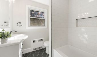122 James St, Acushnet, MA 02743