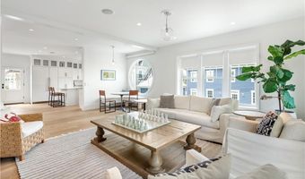 15 High St, Newport, RI 02840