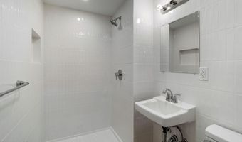 245 Borden Rd, Middletown, NJ 07748