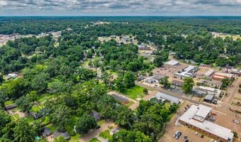 107 Central St, Batesville, MS 38606