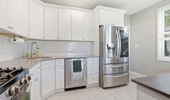 260 S LECATO Ave, Audubon, NJ 08106