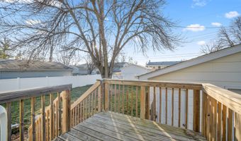 110 9th St SE, Altoona, IA 50009