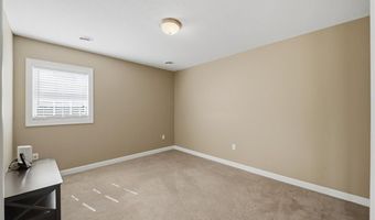 105 Morning Mist Dr, Aliquippa, PA 15001
