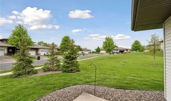 1212 Vernon Dr, Carver, MN 55315