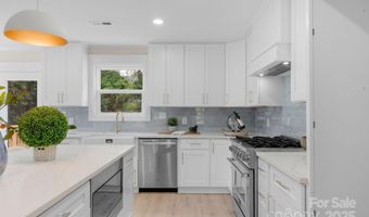 215 Wyanoke Ave, Charlotte, NC 28205