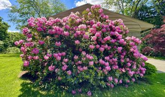 281 Clyde Rd, Bangor, ME 04401