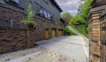 99 Granite St, Ashland, OR 97520