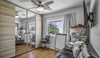 5976 W KESLER Ln, Chandler, AZ 85226