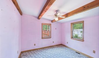 2 Cheryl Dr, Allenstown, NH 03275