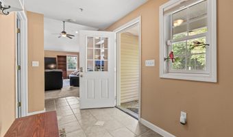 16 Breakneck Rd, Hudson, NH 03051