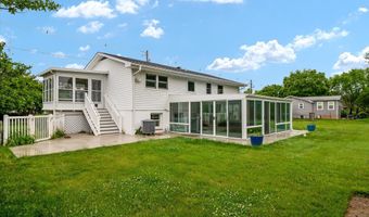100 CARROLL Dr, Annapolis, MD 21403