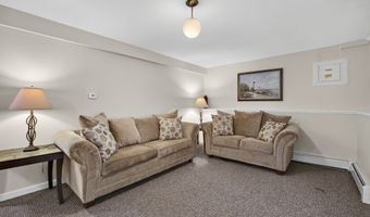 40 Cedar Rd, Clinton, CT 06413