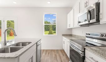 104 Bluefin St, Adairsville, GA 30103
