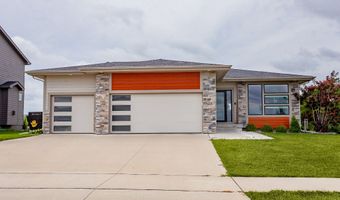 625 Meadow Rd, Adel, IA 50003