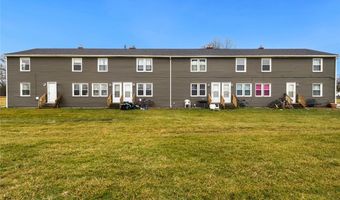 9584 Greenmeadow Rd, Windham, OH 44288