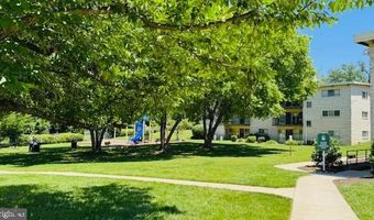 4957 AMERICANA Dr 106, Annandale, VA 22003