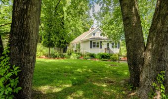 330 Chestnut Hill Rd, Colchester, CT 06415