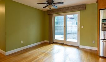 91 Inez St, Narragansett, RI 02882