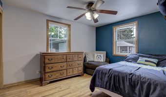 2320 S GREENVIEW St, Appleton, WI 54915