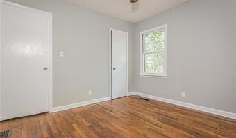 850 Red Barn Rd, Acworth, GA 30102
