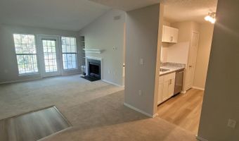 21023 TIMBER RIDGE Ter 301, Ashburn, VA 20147