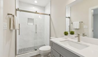 2150 N STAFFORD St, Arlington, VA 22207