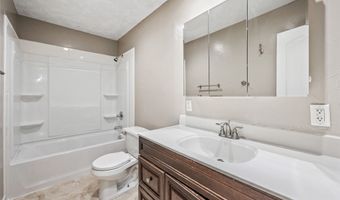 602 5th Ave SE, Altoona, IA 50009