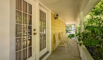 3 Carleton Ct, Amherst, NY 14221