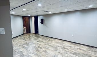 901 LINDA Dr, Atlantic, IA 50022