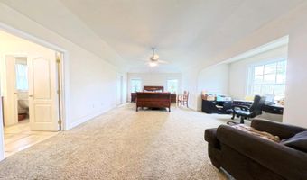 203 Cynwyd Dr, Absecon, NJ 08201