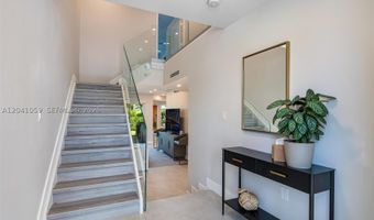 20940 NE 31st Pl, Aventura, FL 33180