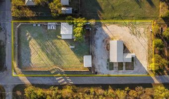 305 N SYCAMORE St, Archer City, TX 76351