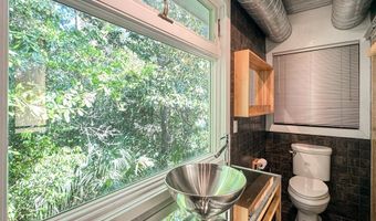 174 Dr Frederick S Humphries St, Apalachicola, FL 32320