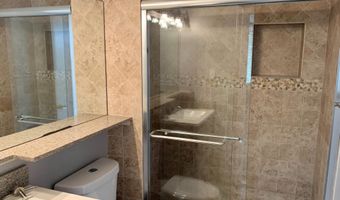 2218 S QUINCY St 1, Arlington, VA 22204
