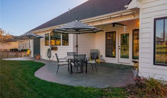 1210 Signal Lake Ct, Baldwin City, KS 66006