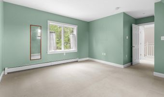 20 Springbrook Dr, Belfast, ME 04915