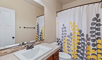 12708 ASPENWOOD Ln, Oregon City, OR 97045