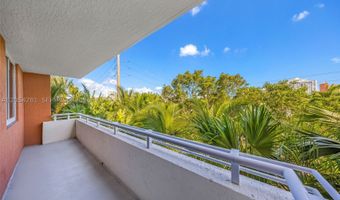 2775 NE 187th St 318, Aventura, FL 33180